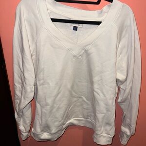 Universal Thread Women's Off-White V-Neck Sweatshirt